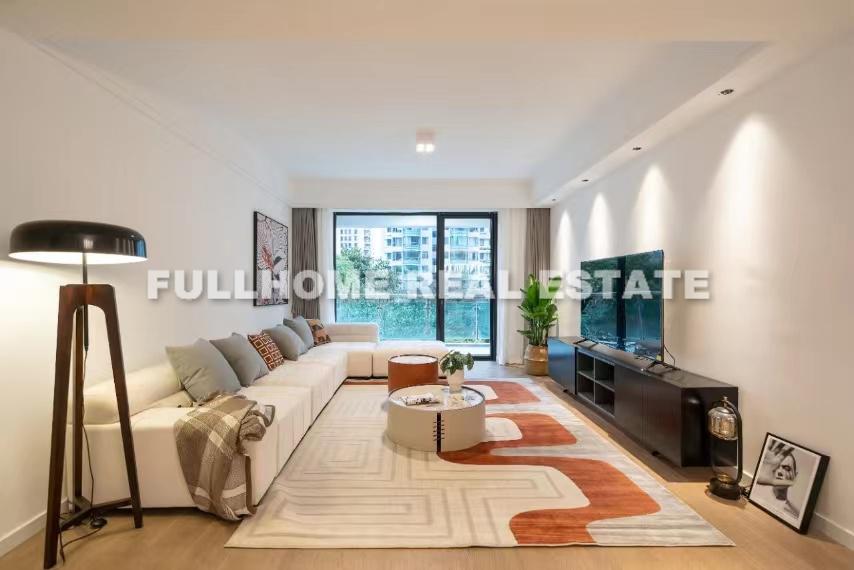 Hai Qi Yuan (The Bund) - 2 bedroom apartment in Shanghai, People Square, Downtown