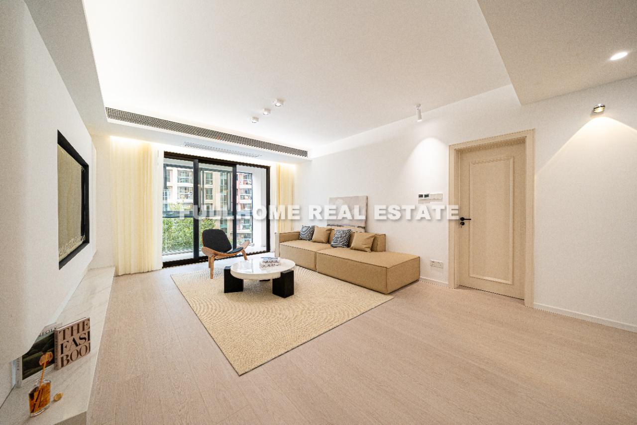 Same compound: Lv Di Century City, 3 bedrooms in Shanghai