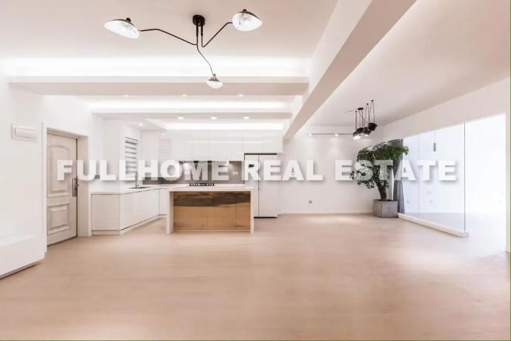 Same compound: Lane 200-300 Jiashan Road Old House , 3 bedrooms in Shanghai