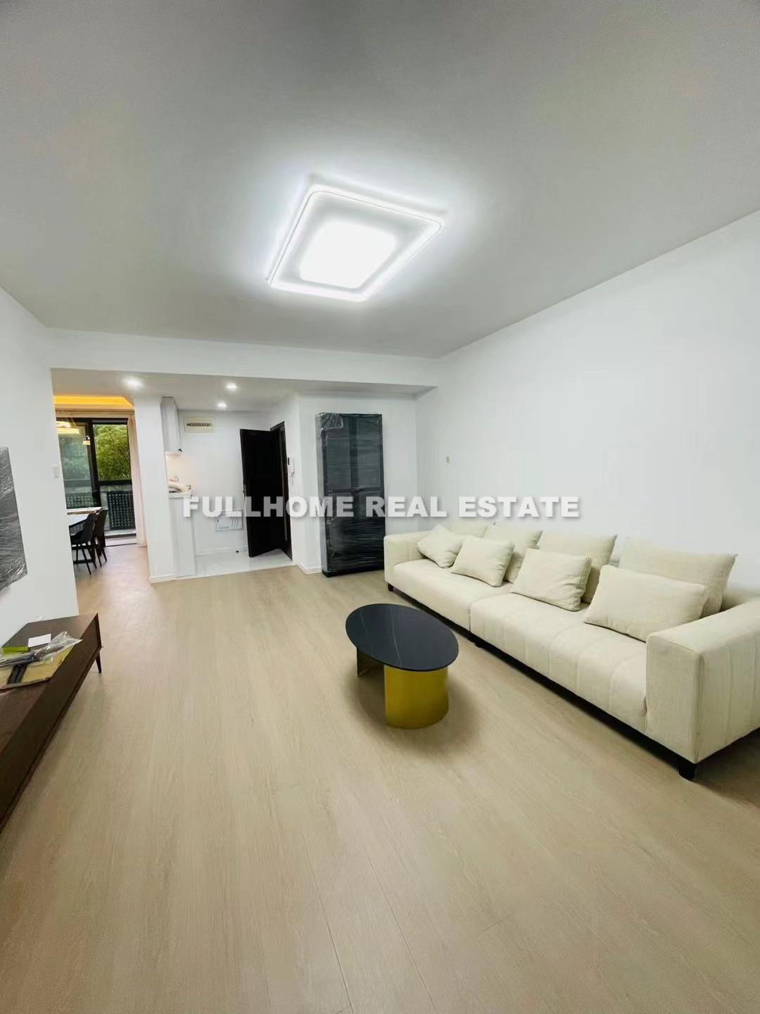 Chengning Garden - 2 bedroom apartment in Shanghai, Downtown, Downtown