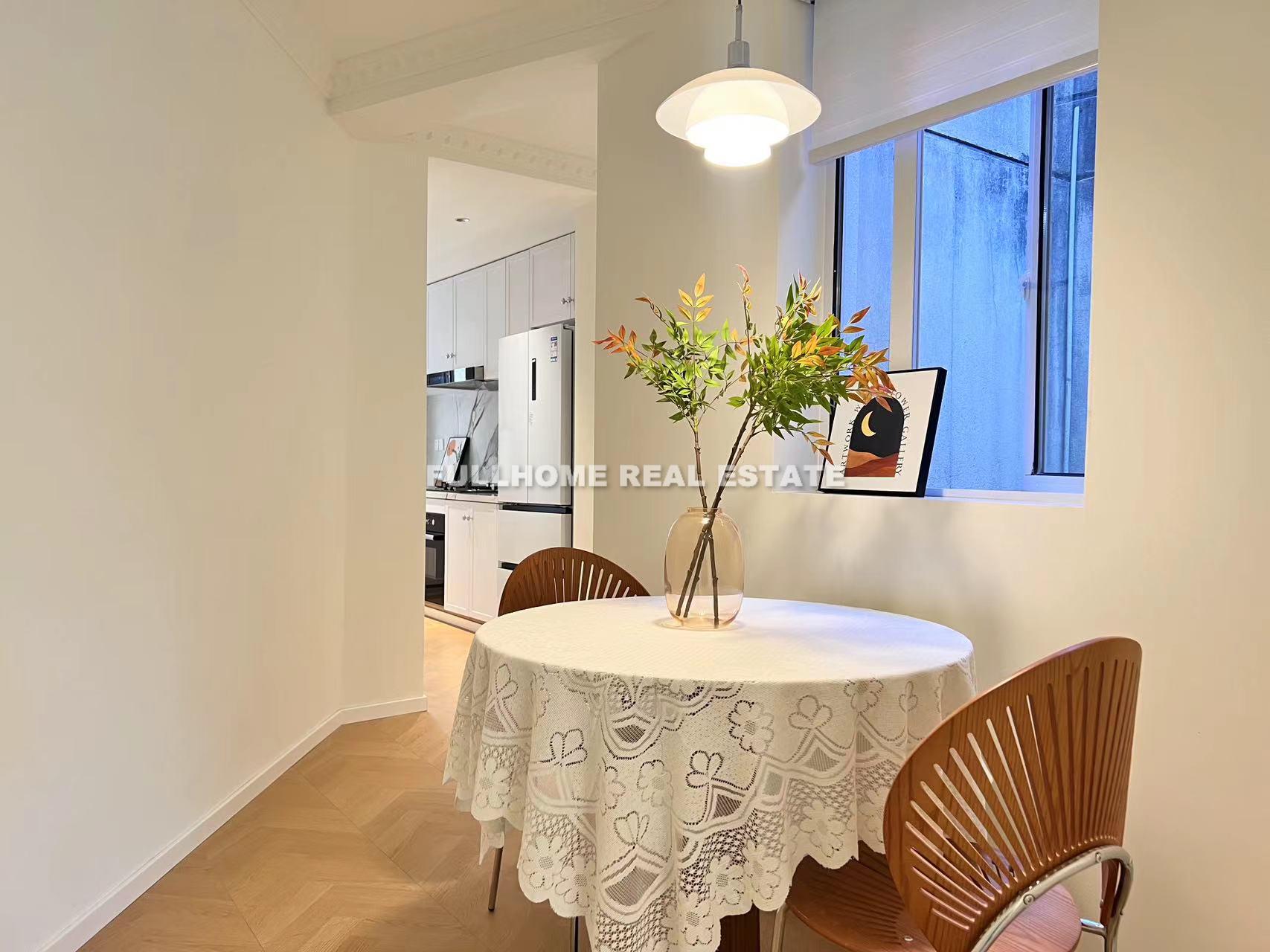 Lane 1-1000 South Shanxi Road Old House - Interior view 8, Shanghai rental property