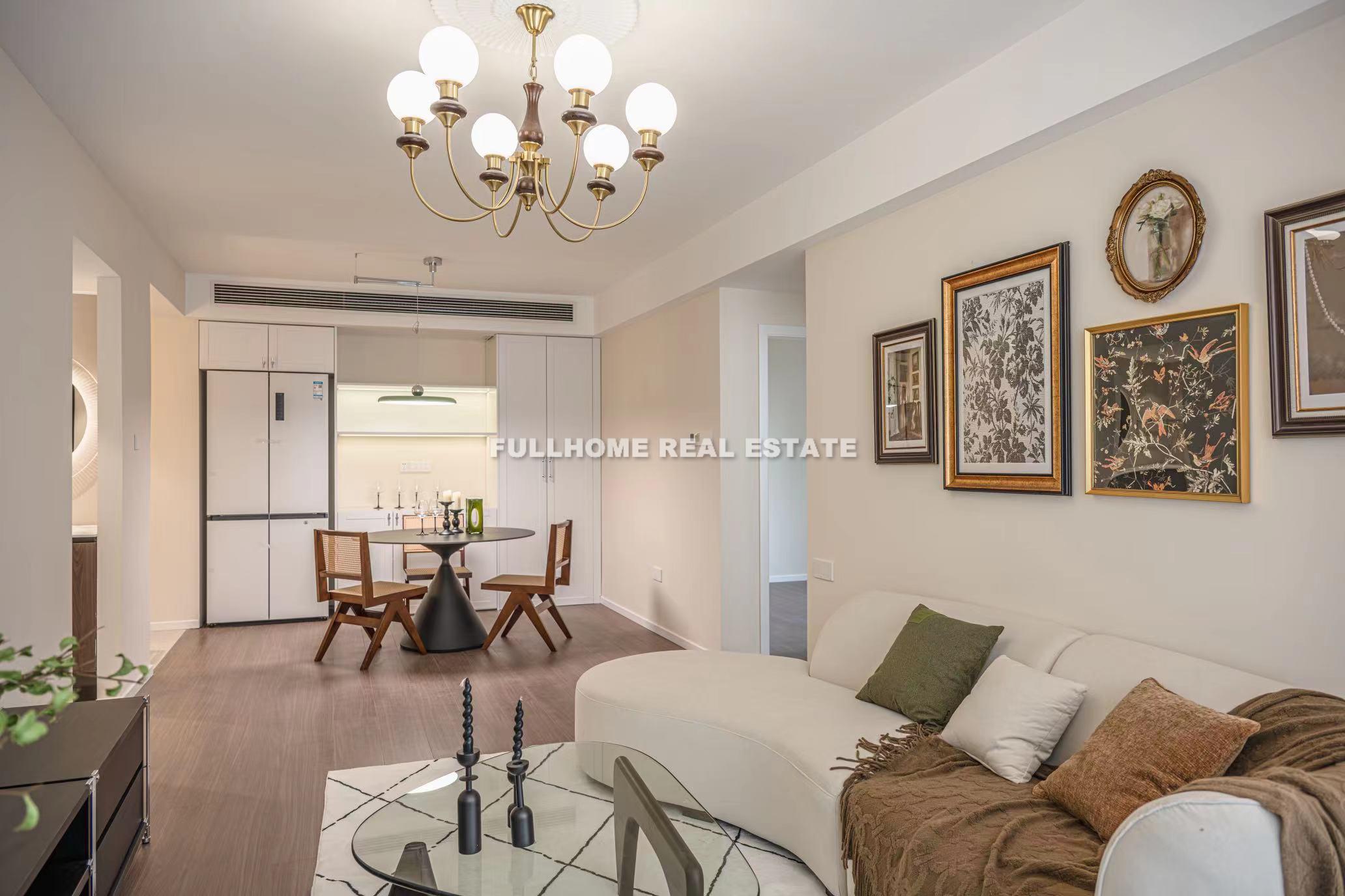 Oriental Manhattan - 2 bedroom apartment in Shanghai, Xujiahui, Downtown