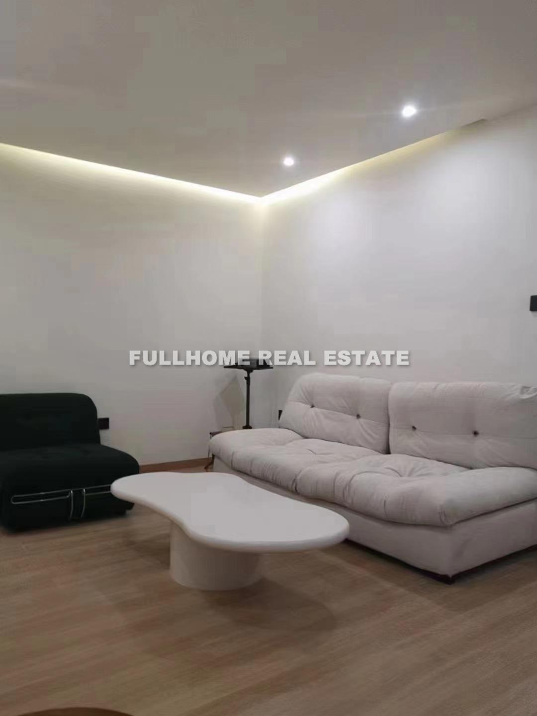 Same compound: Conch Garden, 2 bedrooms in Shanghai