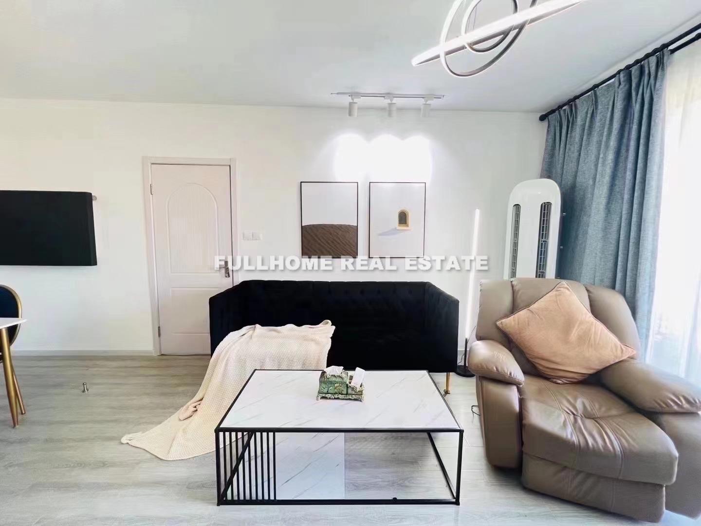 Huang Pu Xin Yuan - 2 bedroom apartment in Shanghai, People Square, Downtown