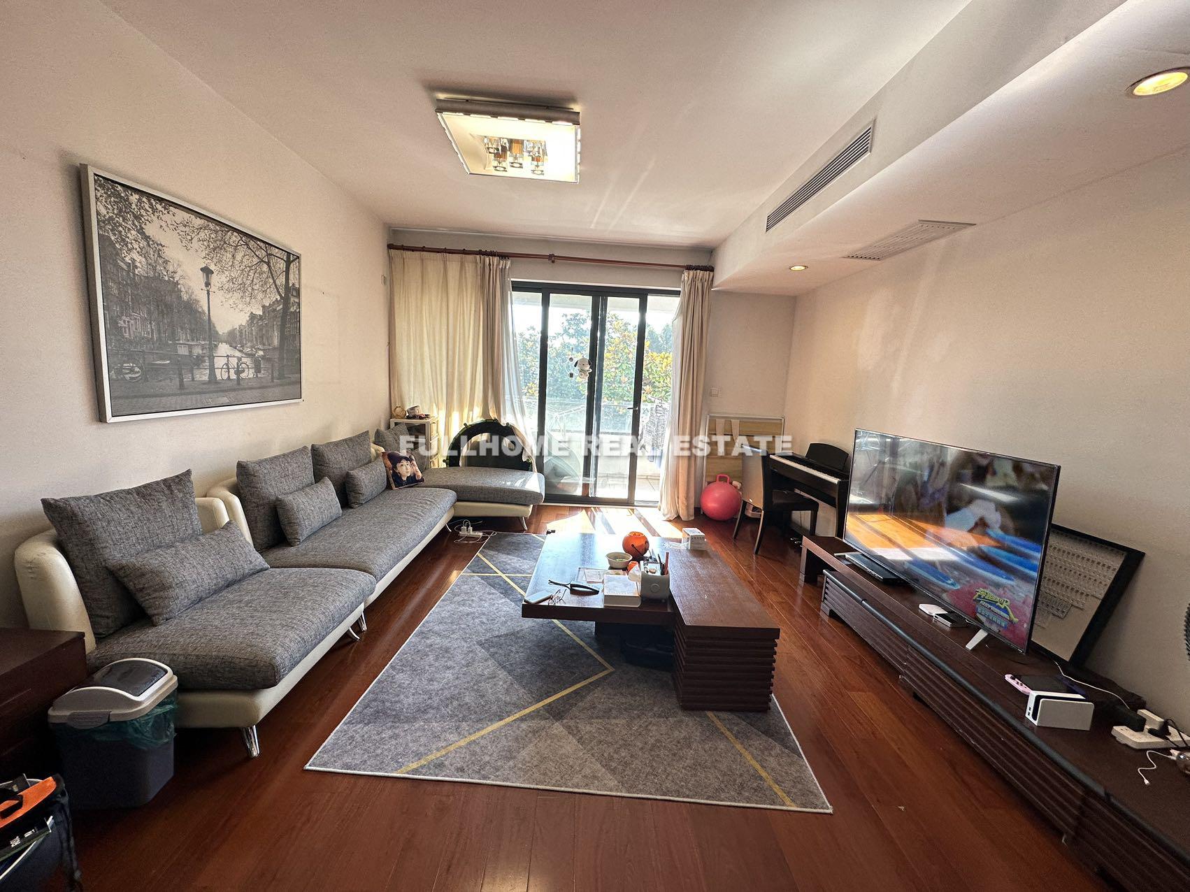 Westwood Green - 3 bedroom apartment in Shanghai, Minhang, Suburb