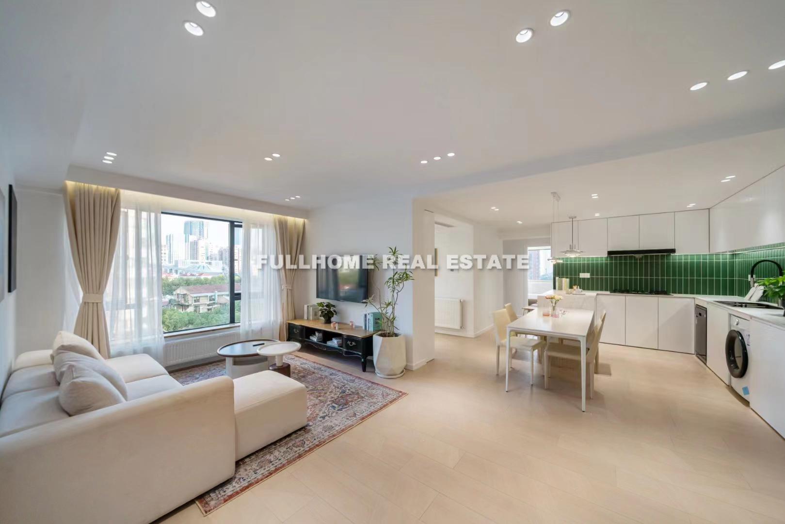 Nian Ping Hua Yuan - 3 bedroom apartment in Shanghai, , 