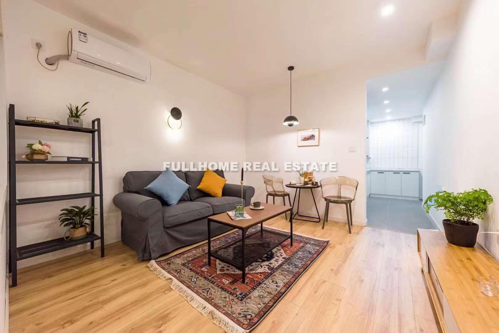Yunhe Garden - 1 bedroom apartment in Shanghai, Jing An, Downtown