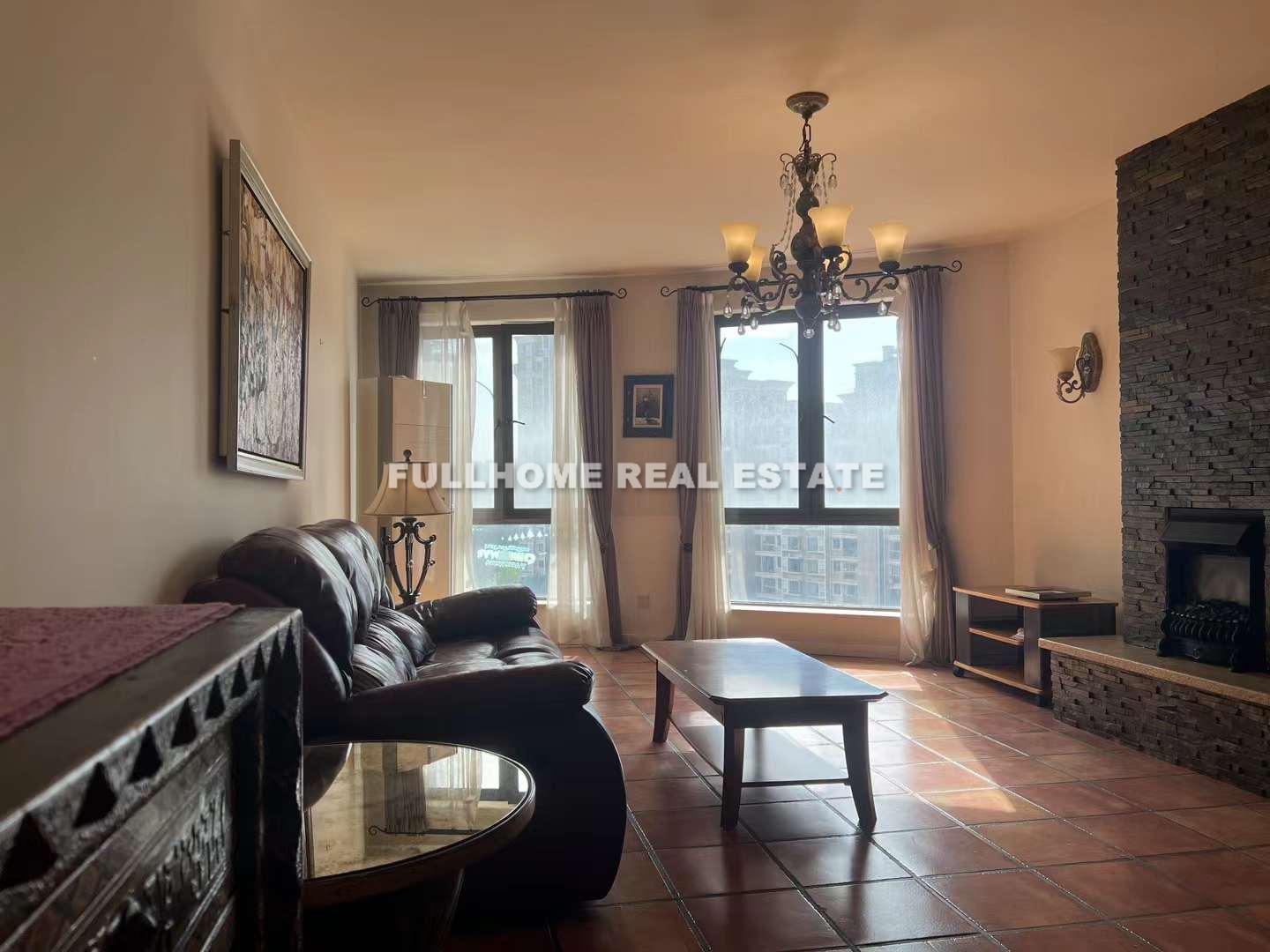 Same compound: Rome Garden, 2 bedrooms in Shanghai