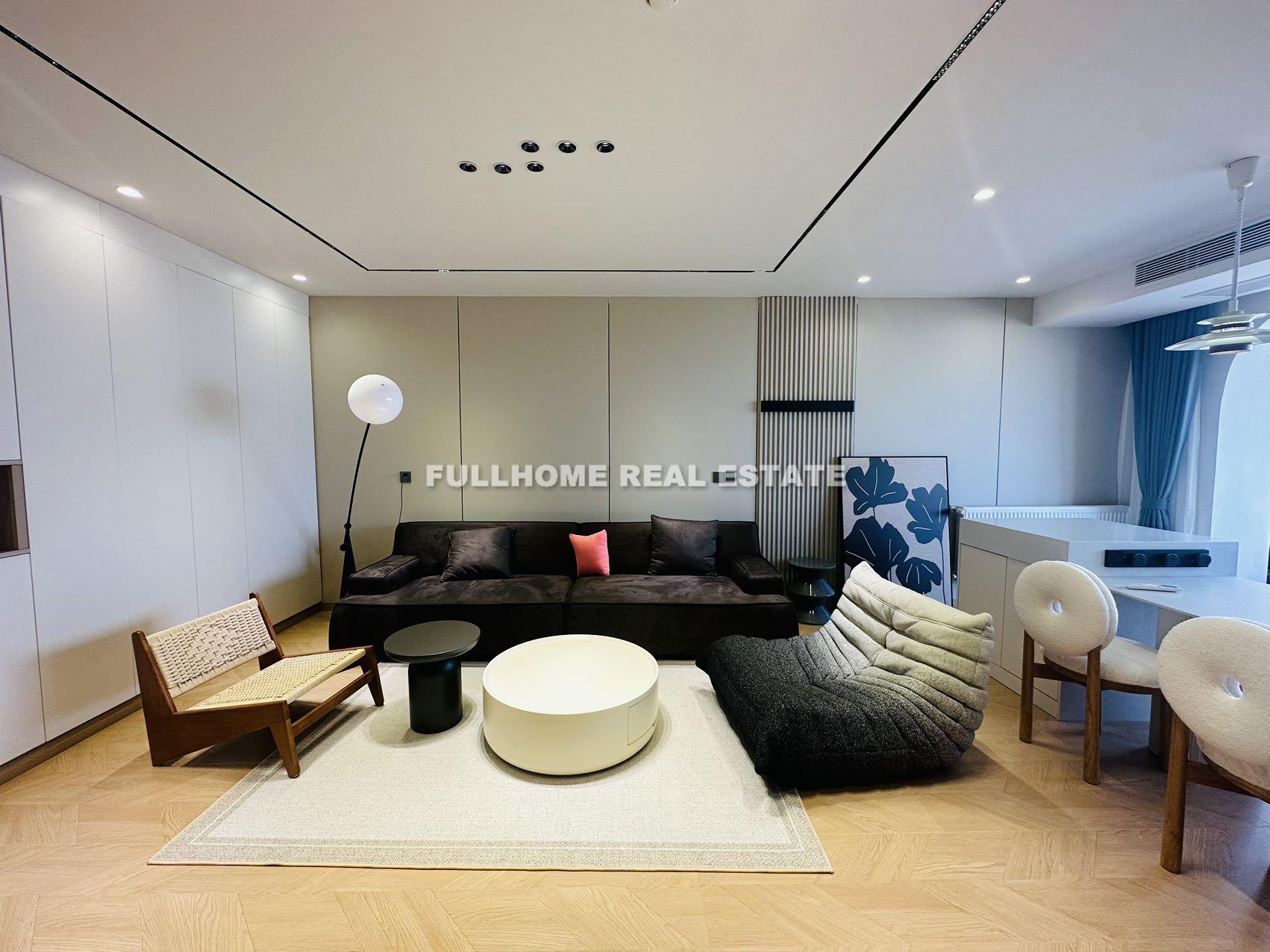 Huanxian Plaza - 3 bedroom apartment in Shanghai, Downtown, Downtown