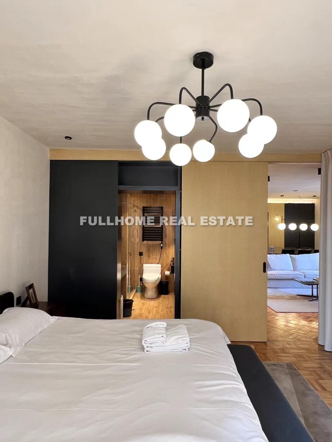 Yan Dang Building - 2 bedroom apartment in Shanghai, FFC, Downtown
