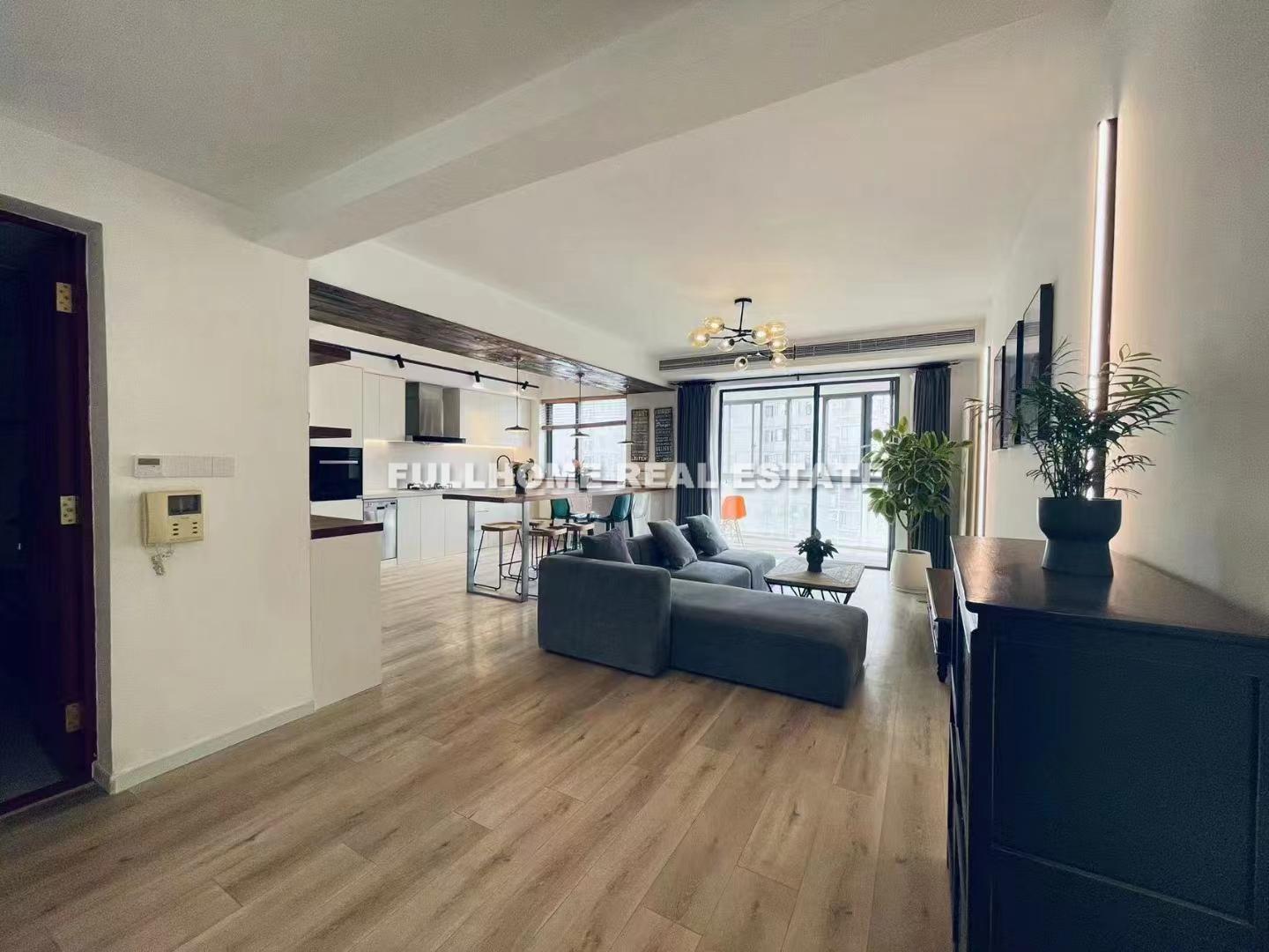 The 9th City - 3 bedroom apartment in Shanghai, Jingqiao Green City, Pudong