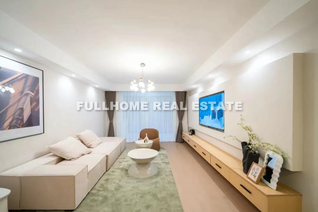 Same compound: Fenghua Shuian, 2 bedrooms in Shanghai