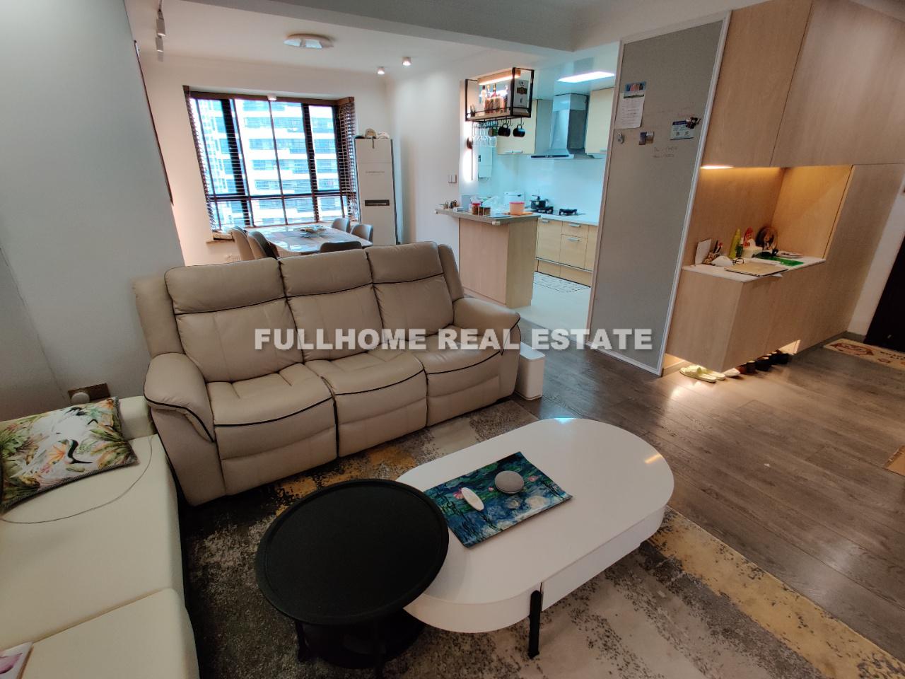 Huangpu Garden - 3 bedroom apartment in Shanghai, People Square, Downtown