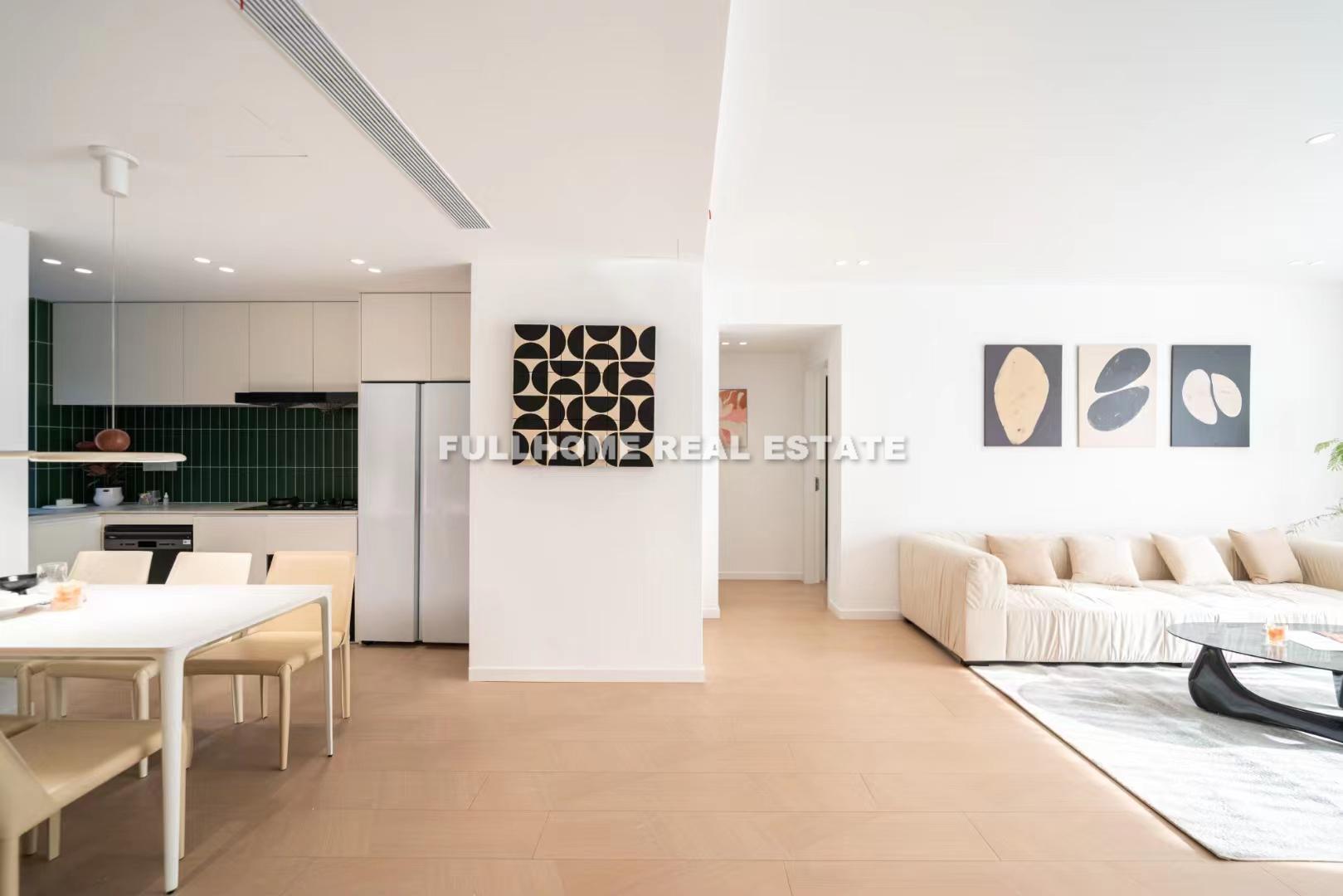 Same compound: Ai Jian Yuan, 3 bedrooms in Shanghai