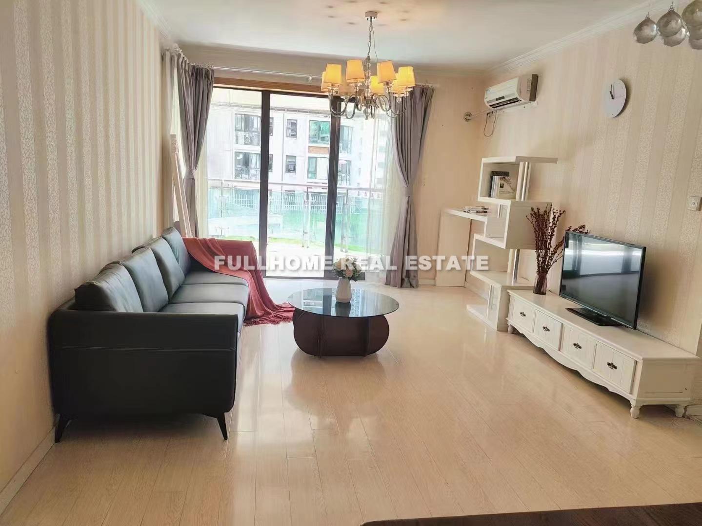 Same compound: Music Mansion, 2 bedrooms in Shanghai