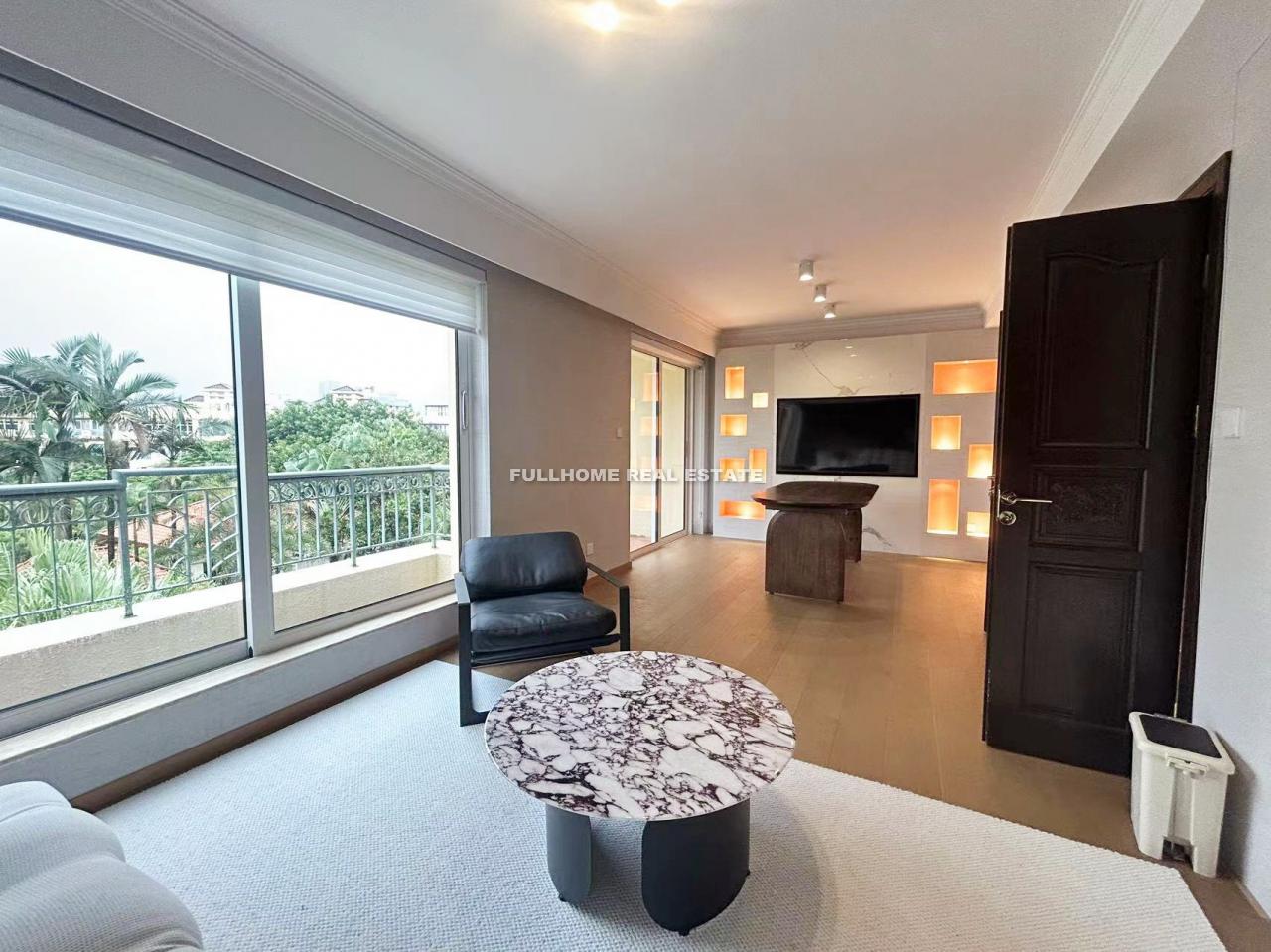 New World Casa California - 5 bedroom apartment in Guangzhou, Ersha Island