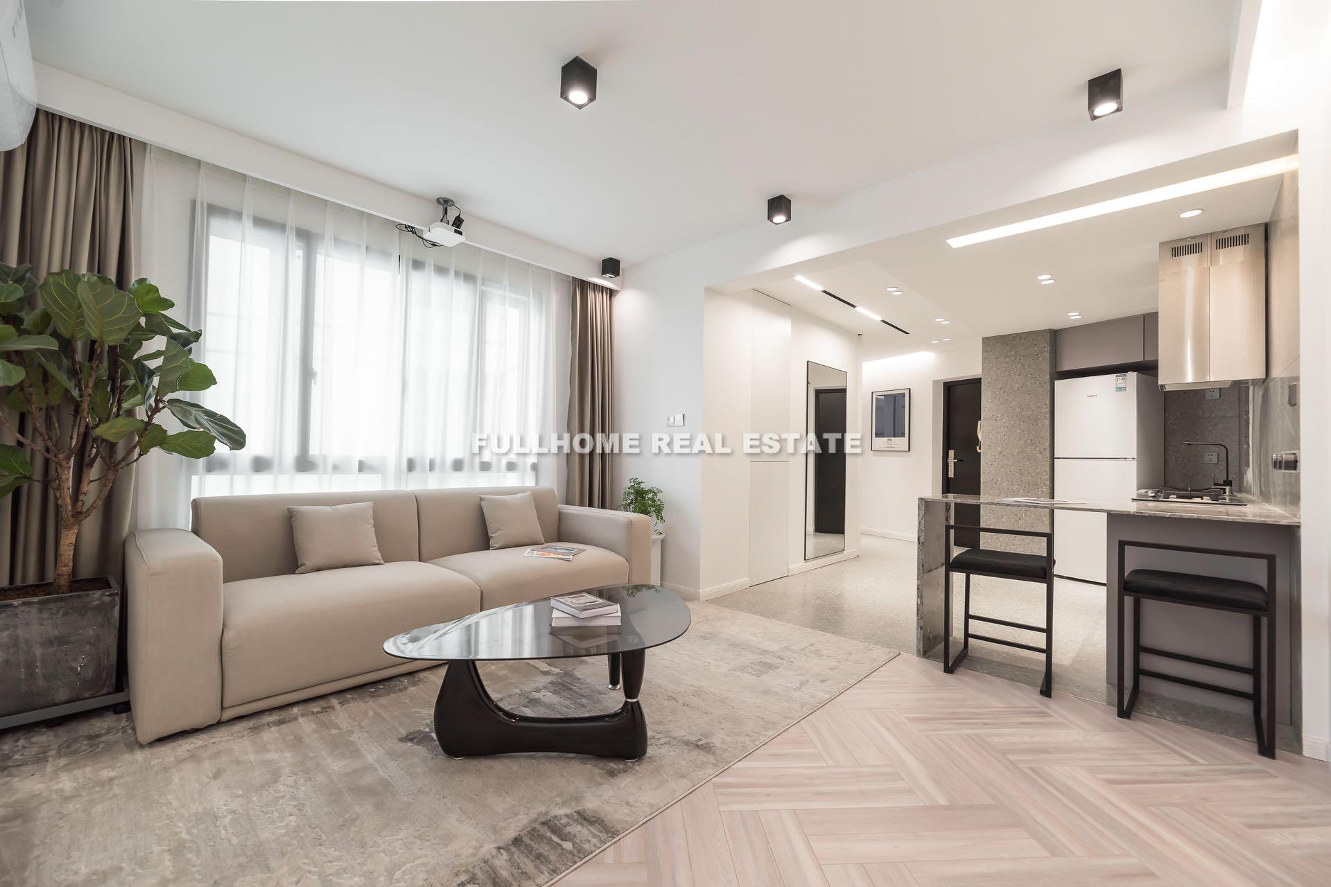 Top Of City - 2 bedroom apartment in Shanghai, People Square, Downtown