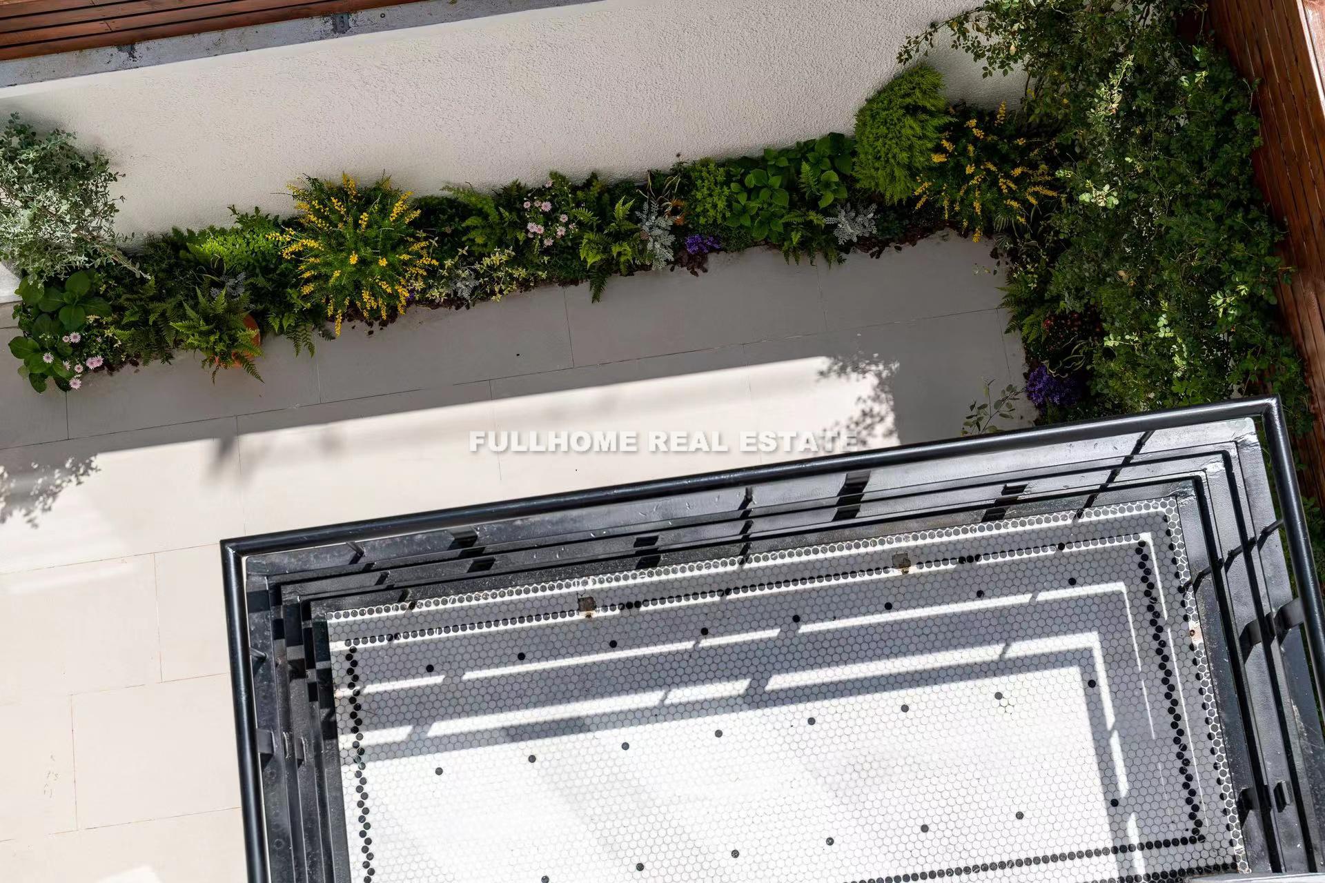 Lane 100-2000 West Nan Jing Road Old House - Interior view 8, Shanghai rental property