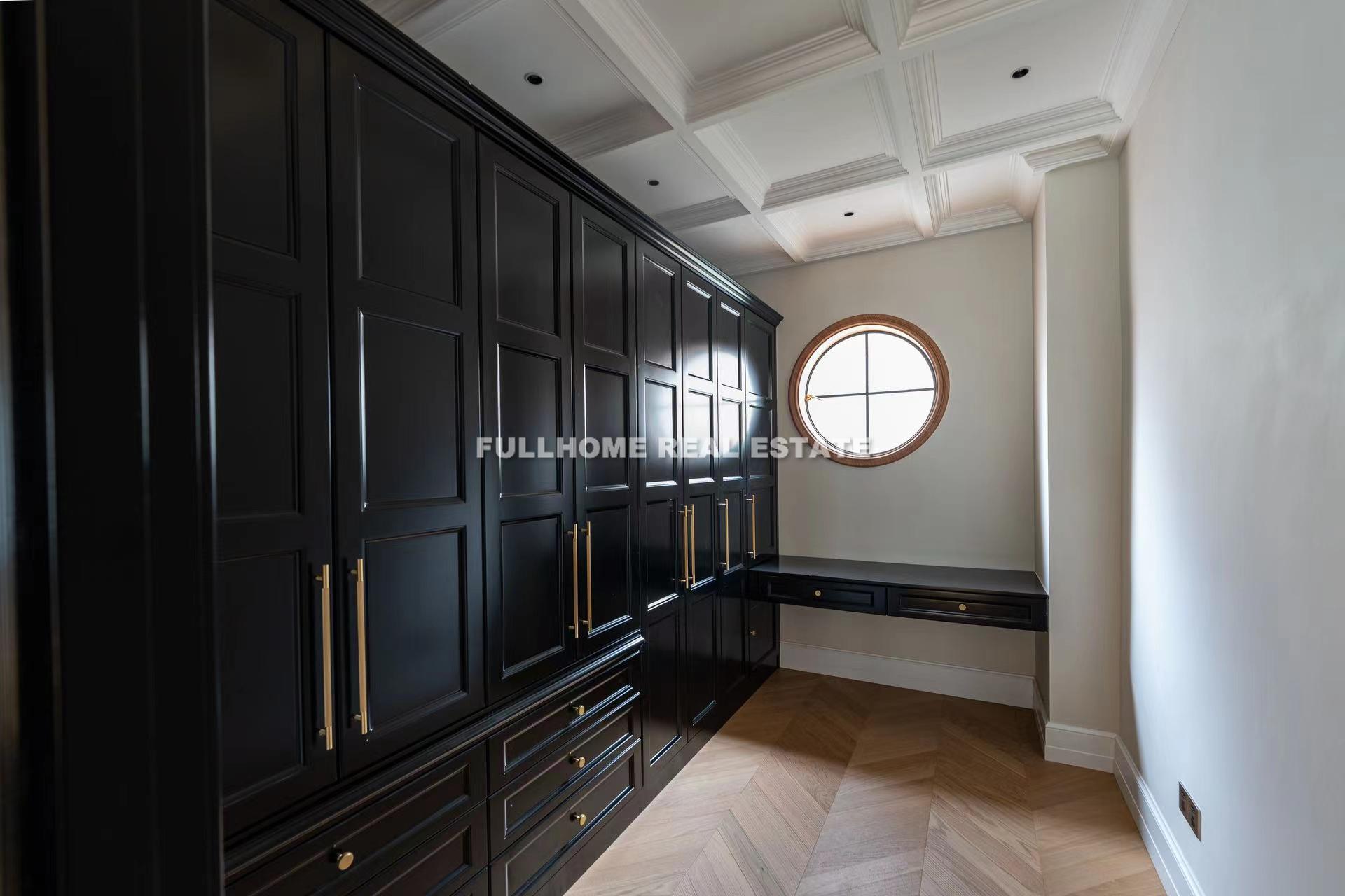 Lane 100-2000 West Nan Jing Road Old House - Interior view 5, Shanghai rental property