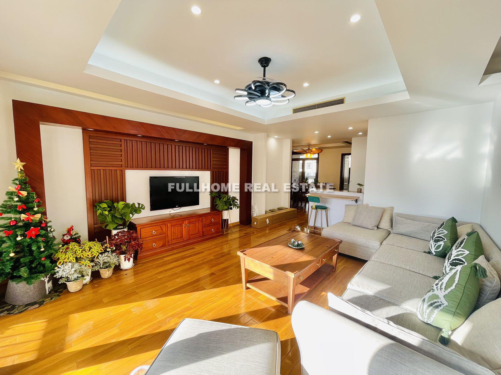 Gubei Central Garden - 3 bedroom apartment in Shanghai, Gubei, Hongqiao