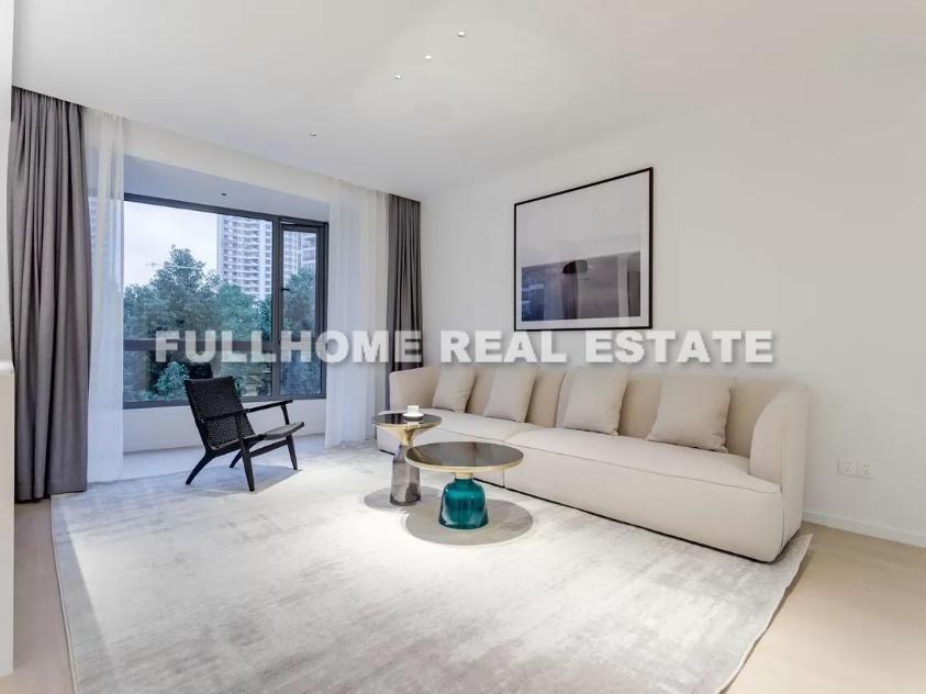 International City - 3 bedroom apartment in Shanghai, Century Park and Lianyang, Pudong