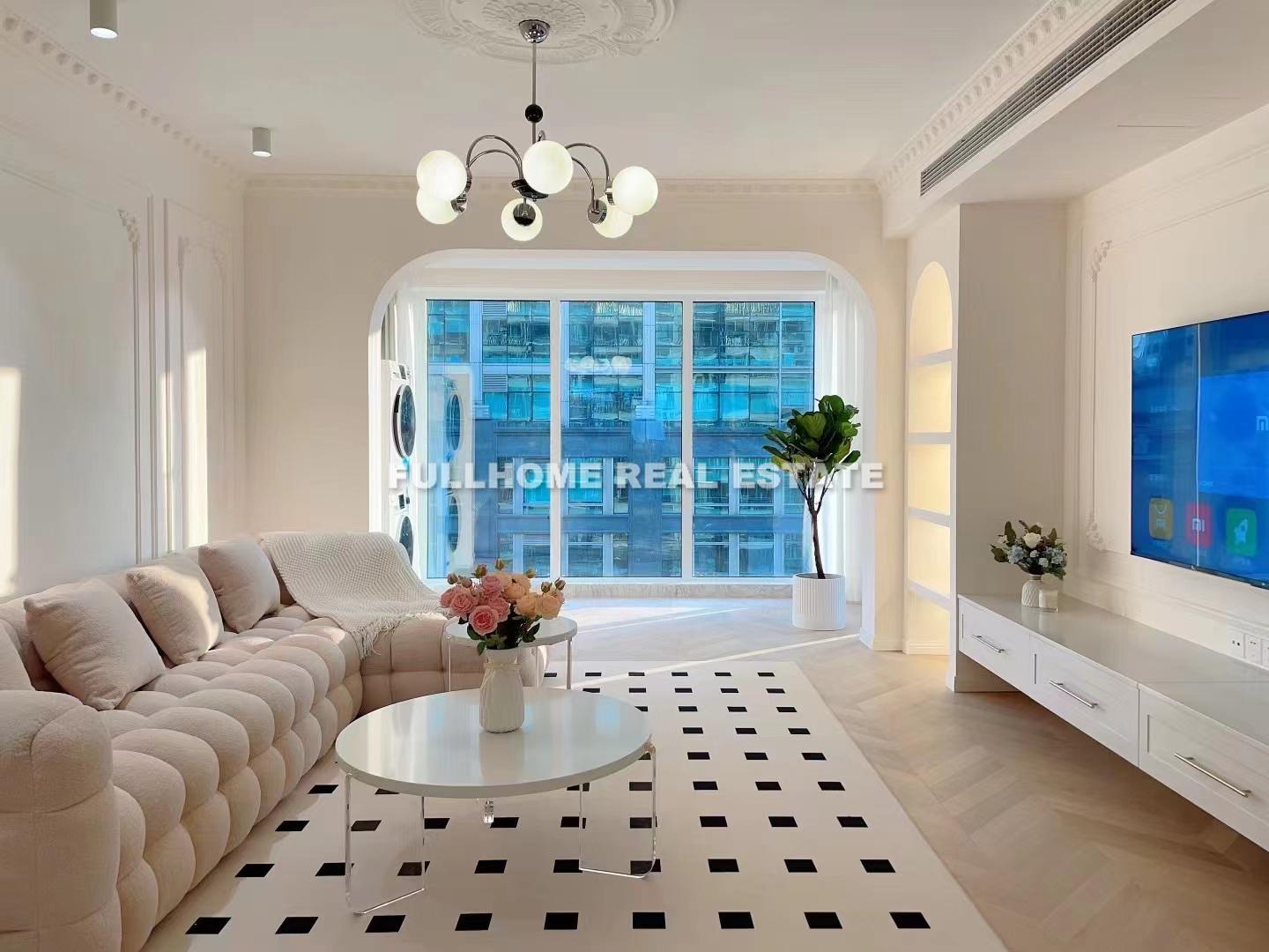 Same compound: Hongqiao Ziyun Garden, 3 bedrooms in Shanghai
