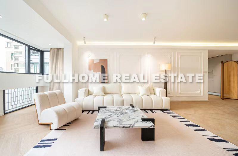 Same compound: Kang Tai Apartment, 3 bedrooms in Shanghai