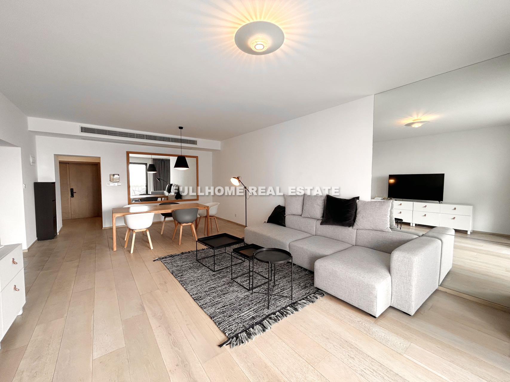 MingYuan Century City - 3 bedroom apartment in Shanghai, FFC, Downtown