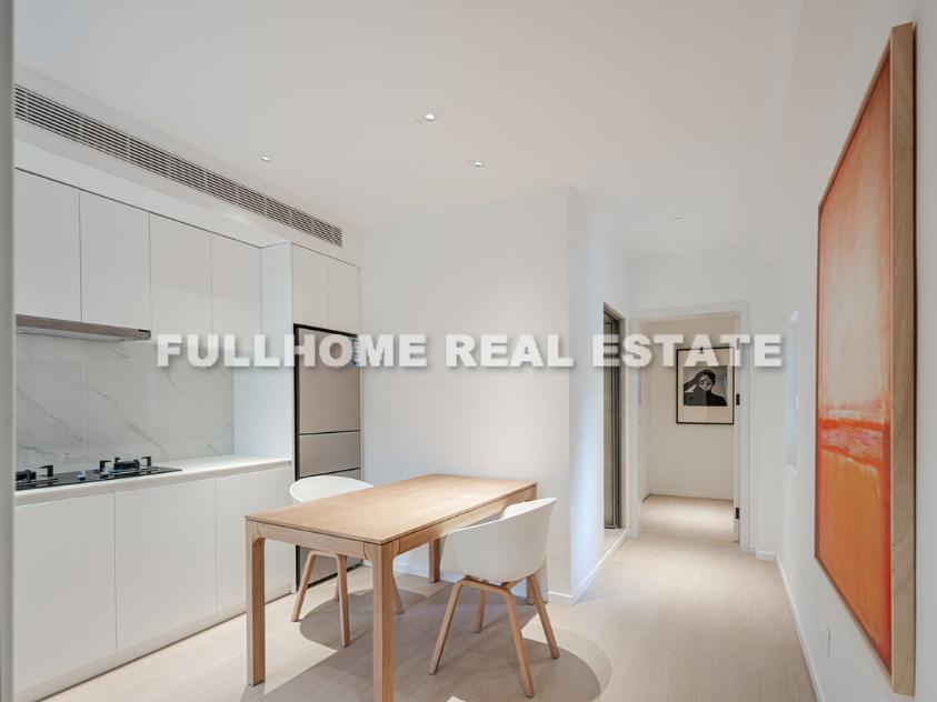 Same compound: Lane 1-200 Taian Road Old House, 1 bedrooms in Shanghai