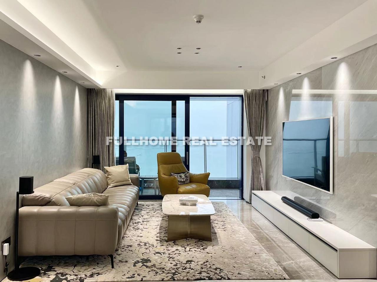 Same compound: Peninsula Phase IV, 3 bedrooms in Shenzhen