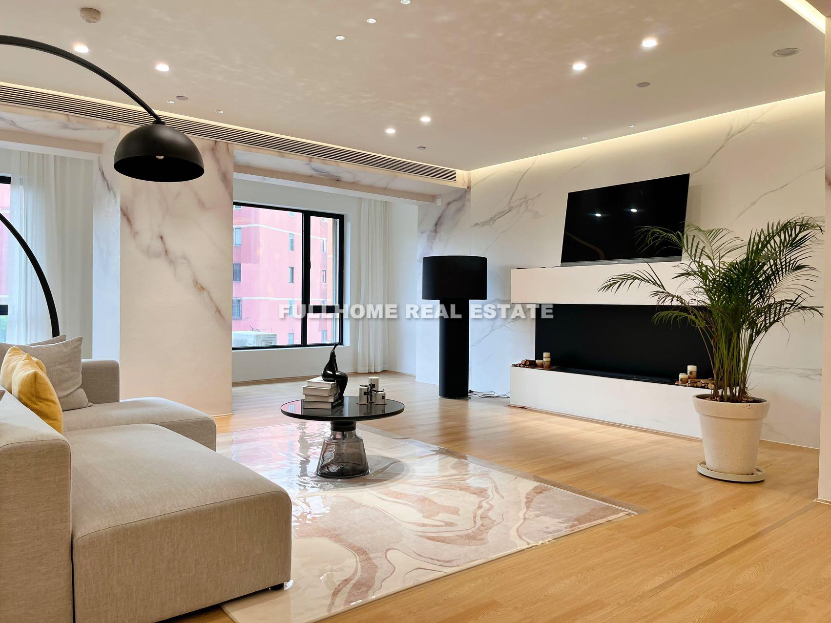 Similar property: Gubei Linshang Internationally Apartment, 6 bedrooms, 461 sqm in Shanghai