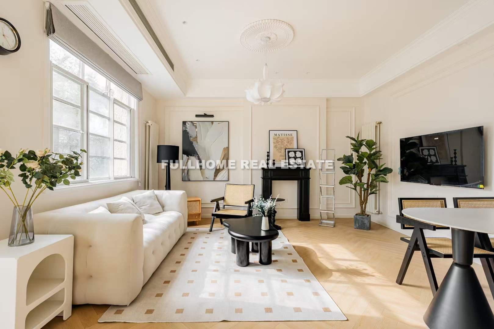 Lane 1-100 Xinle Road Old House - 2 bedroom apartment in Shanghai, FFC, Downtown