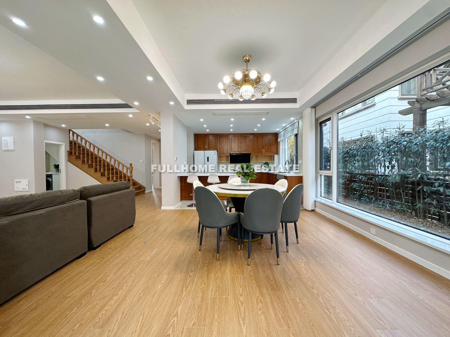 Western Suburban Garden - 6 bedroom apartment in Shanghai, Qingpu, Suburb