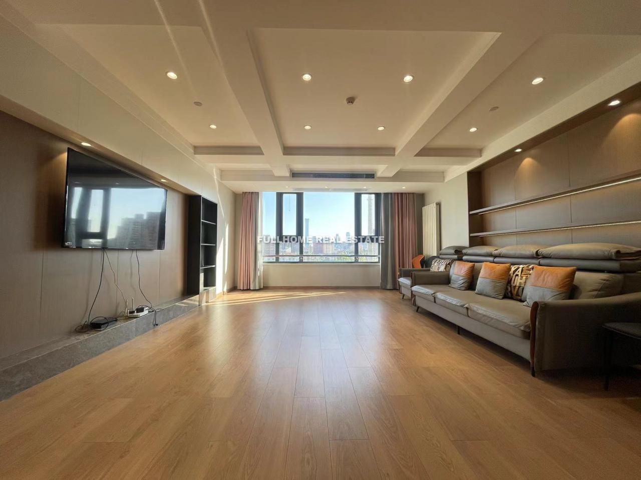 Similar property: East Palace Villa, 2 bedrooms, 200 sqm in Beijing