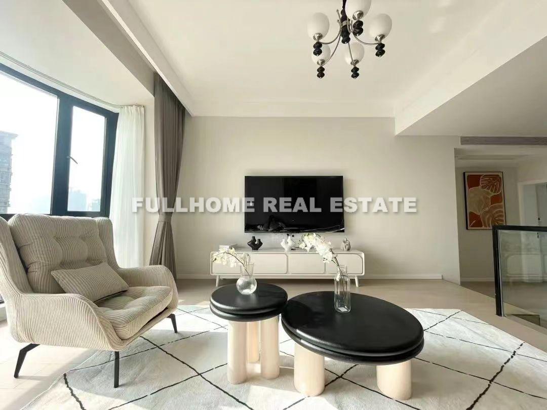 Same compound: Oriental Golden Gate Garden, 3 bedrooms in Shanghai