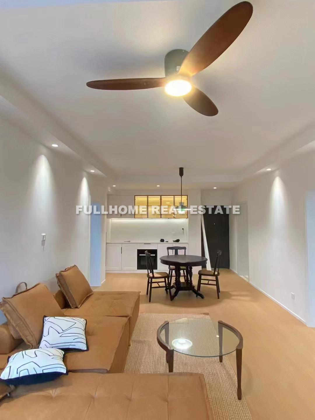 Same compound: Tongji Penglai Garden, 2 bedrooms in Shanghai