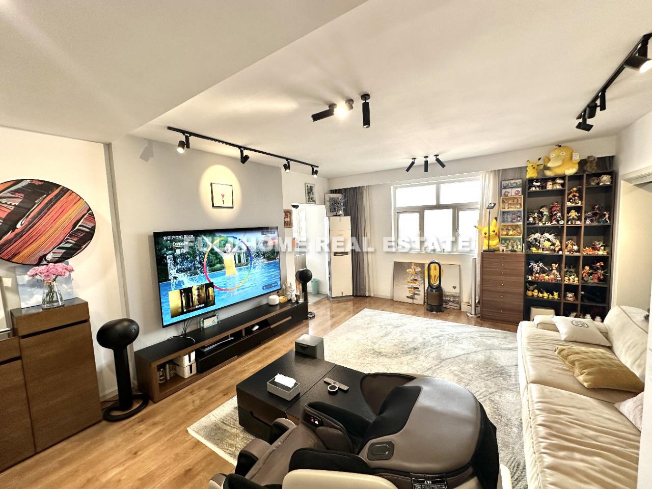 Xuhui Garden - 2 bedroom apartment in Shanghai, Xujiahui, Downtown