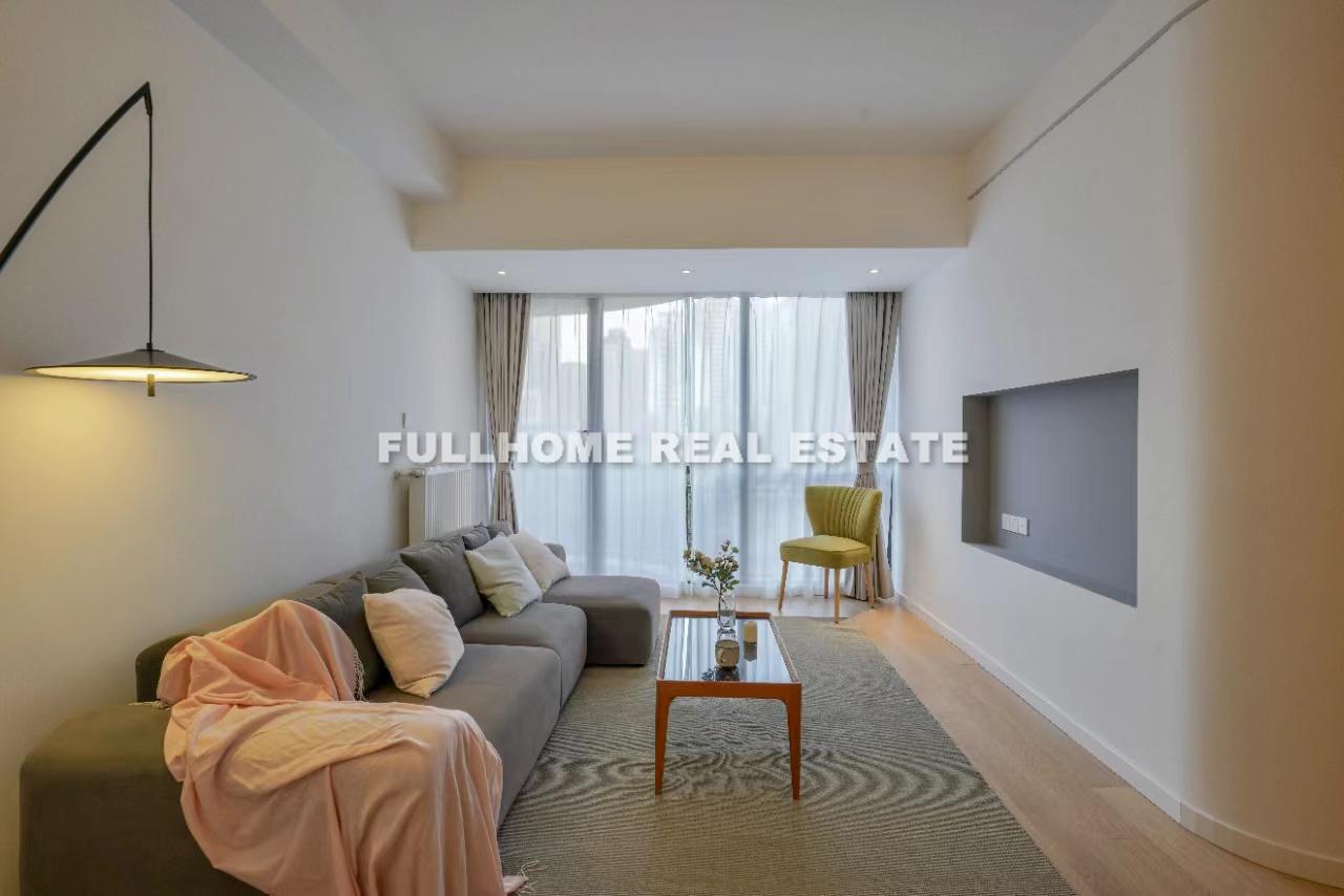 Jiahui Plaza - 3 bedroom apartment in Shanghai, Downtown, Downtown