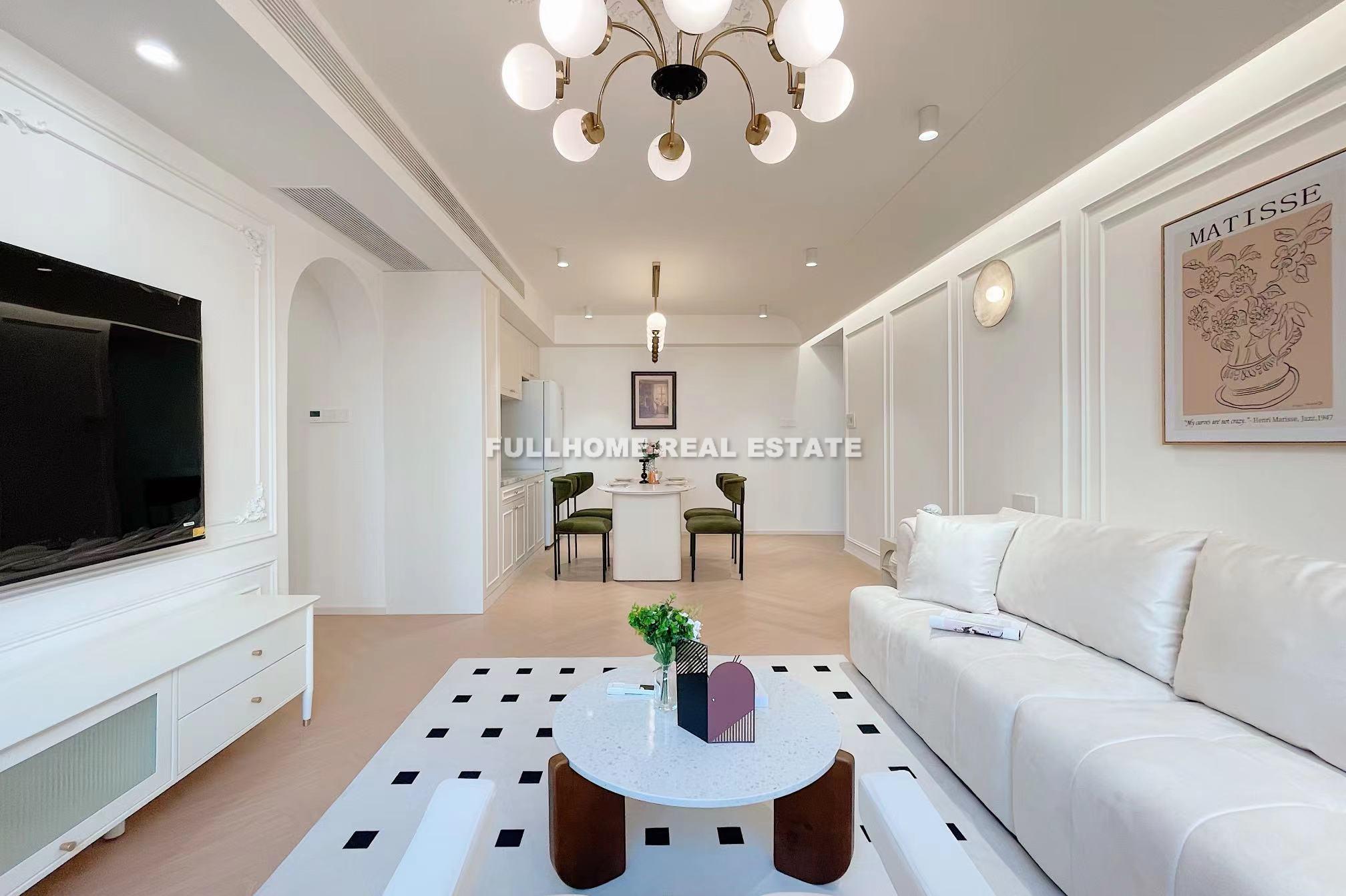 Same compound: Venice Garden, 3 bedrooms in Shanghai