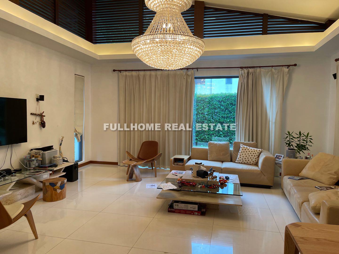 Lakeside Ville - 5 bedroom apartment in Shanghai, Qingpu, Suburb