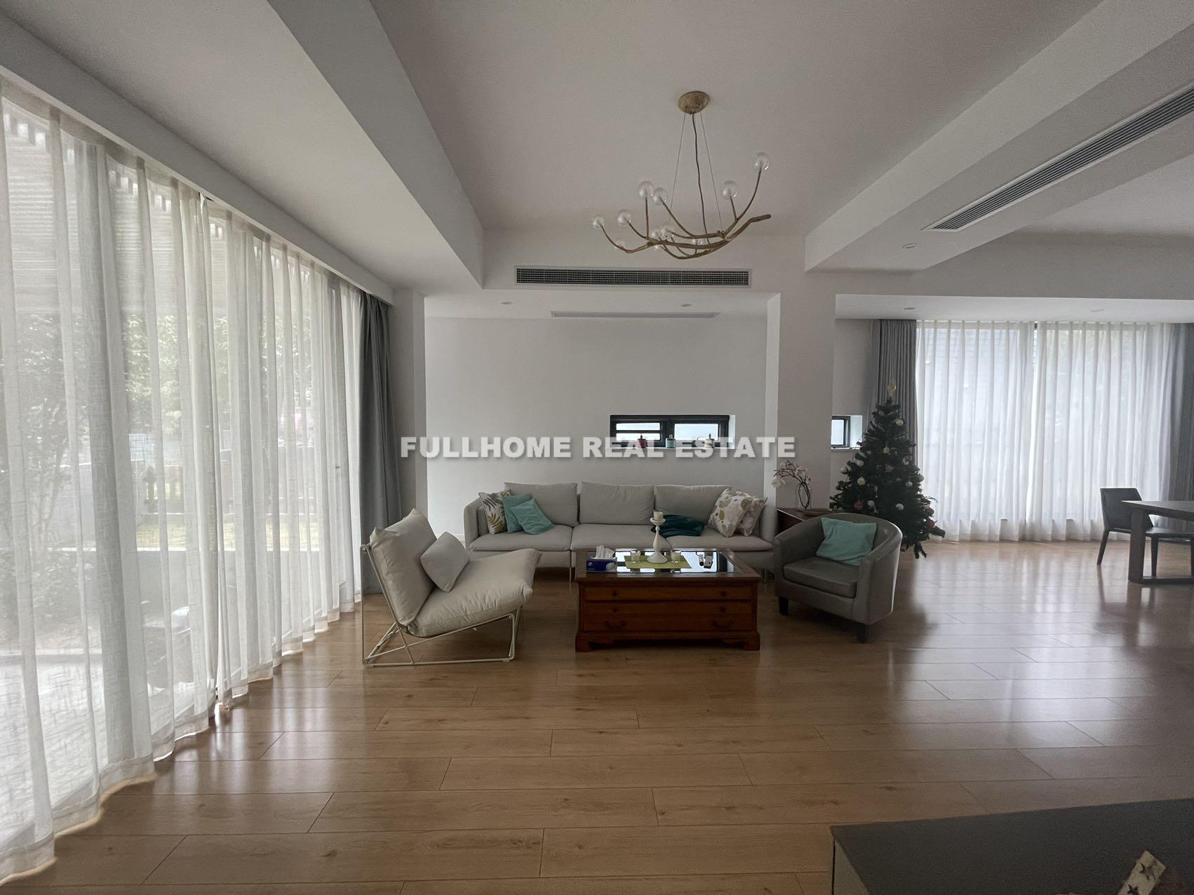 Villa Riviera - 4 bedroom apartment in Shanghai, Qingpu, Suburb
