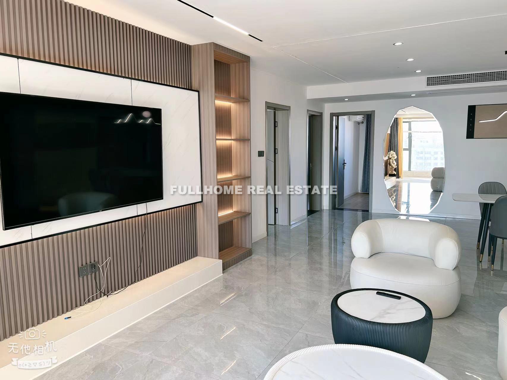 Same compound: Kaiyuan Fang, 3 bedrooms in Shanghai
