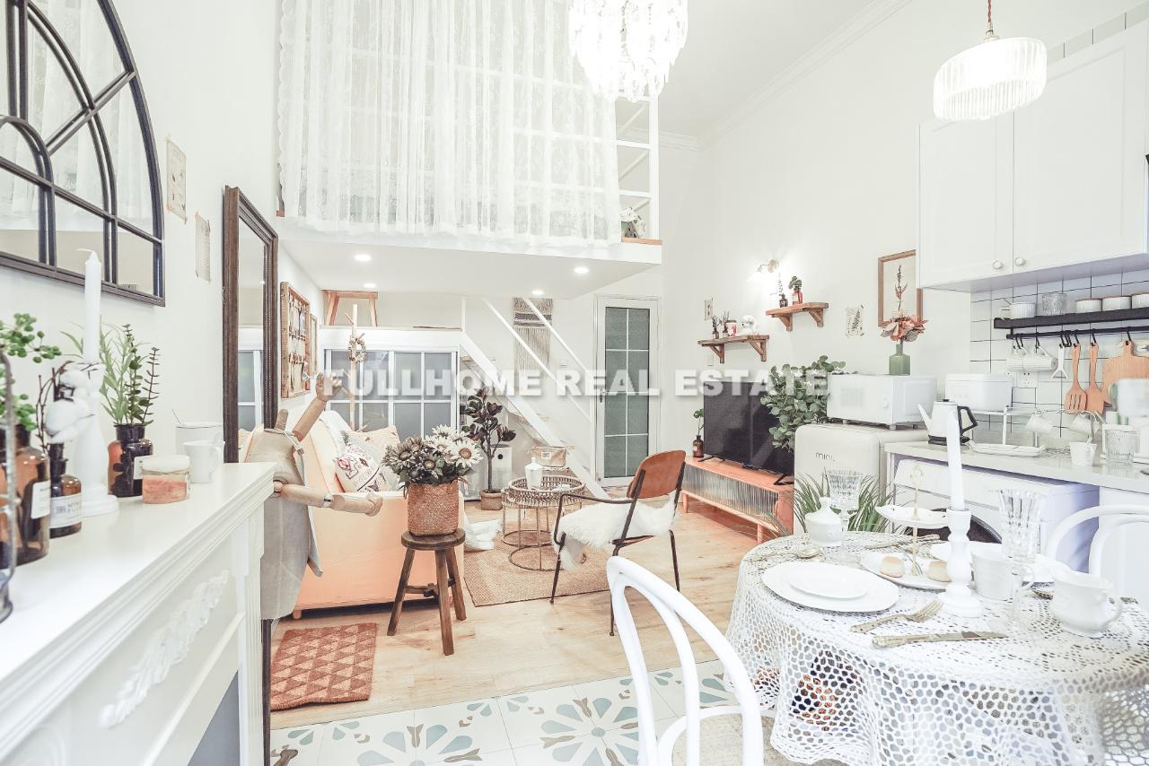 Lane 1-1000 Nanchang Road Old House - 1 bedroom apartment in Shanghai, FFC, Downtown