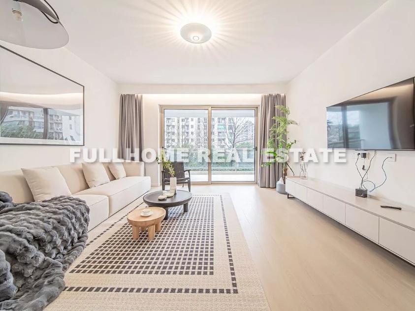 Similar property: Yanlord Town, 4 bedrooms, 194 sqm in Shanghai