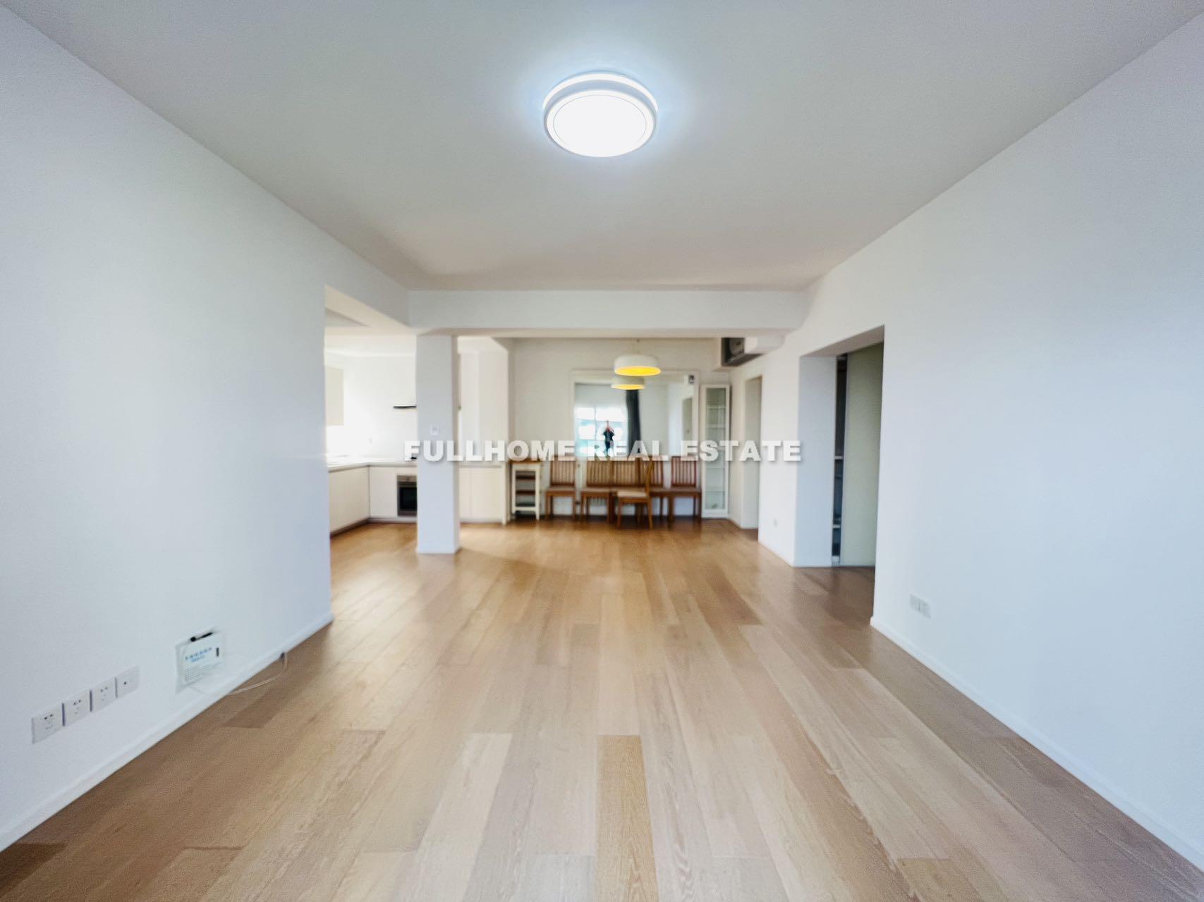 Ambassy Court - 3 bedroom apartment in Shanghai, FFC, Downtown