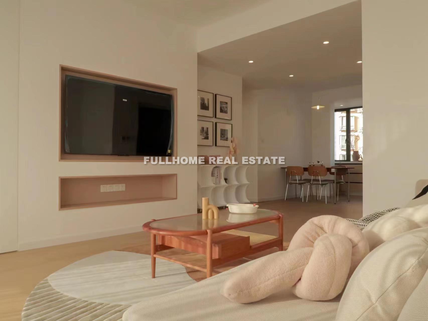 Similar property: Jinqiao Ai Jianyuan, 3 bedrooms, 130 sqm in Shanghai