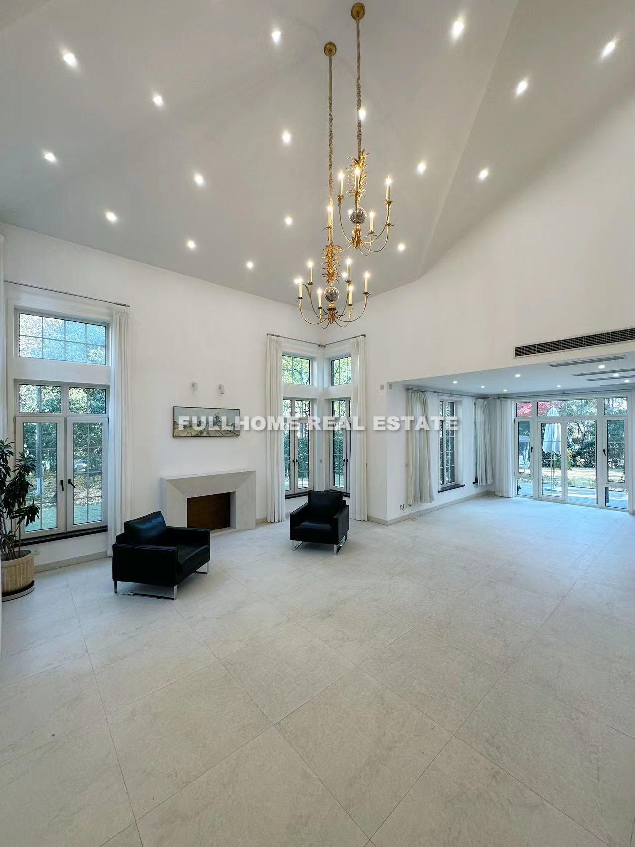 Violet Country Villa - 5 bedroom apartment in Shanghai, Qingpu, Suburb