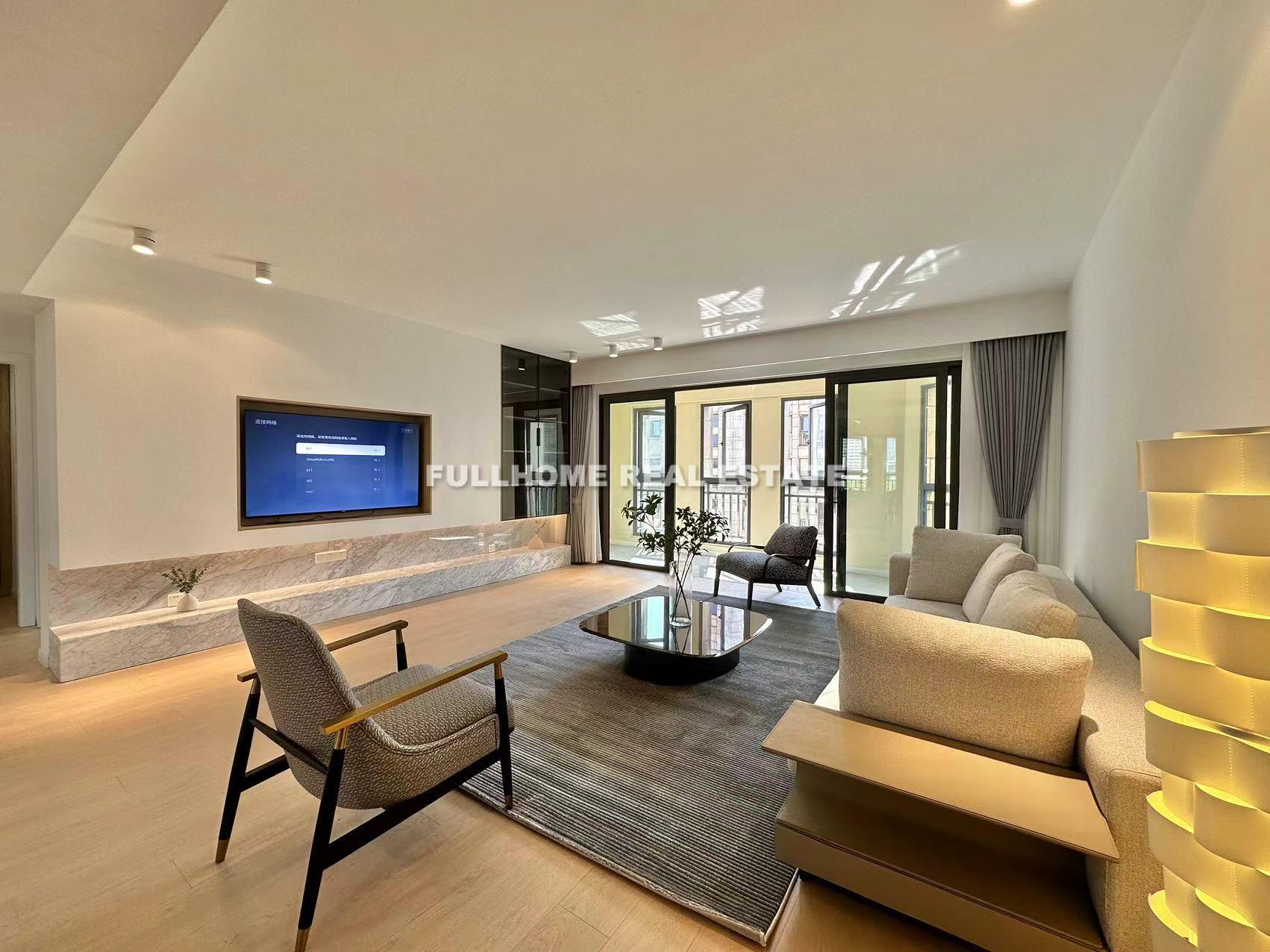 Similar property: Dawn Garden, 4 bedrooms, 211 sqm in Shanghai