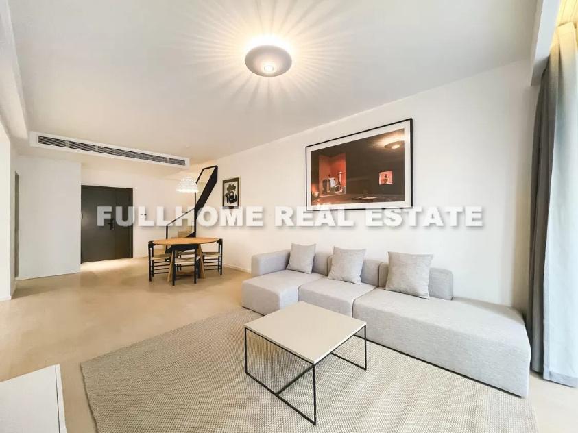 Top Of City - 2 bedroom apartment in Shanghai, People Square, Downtown