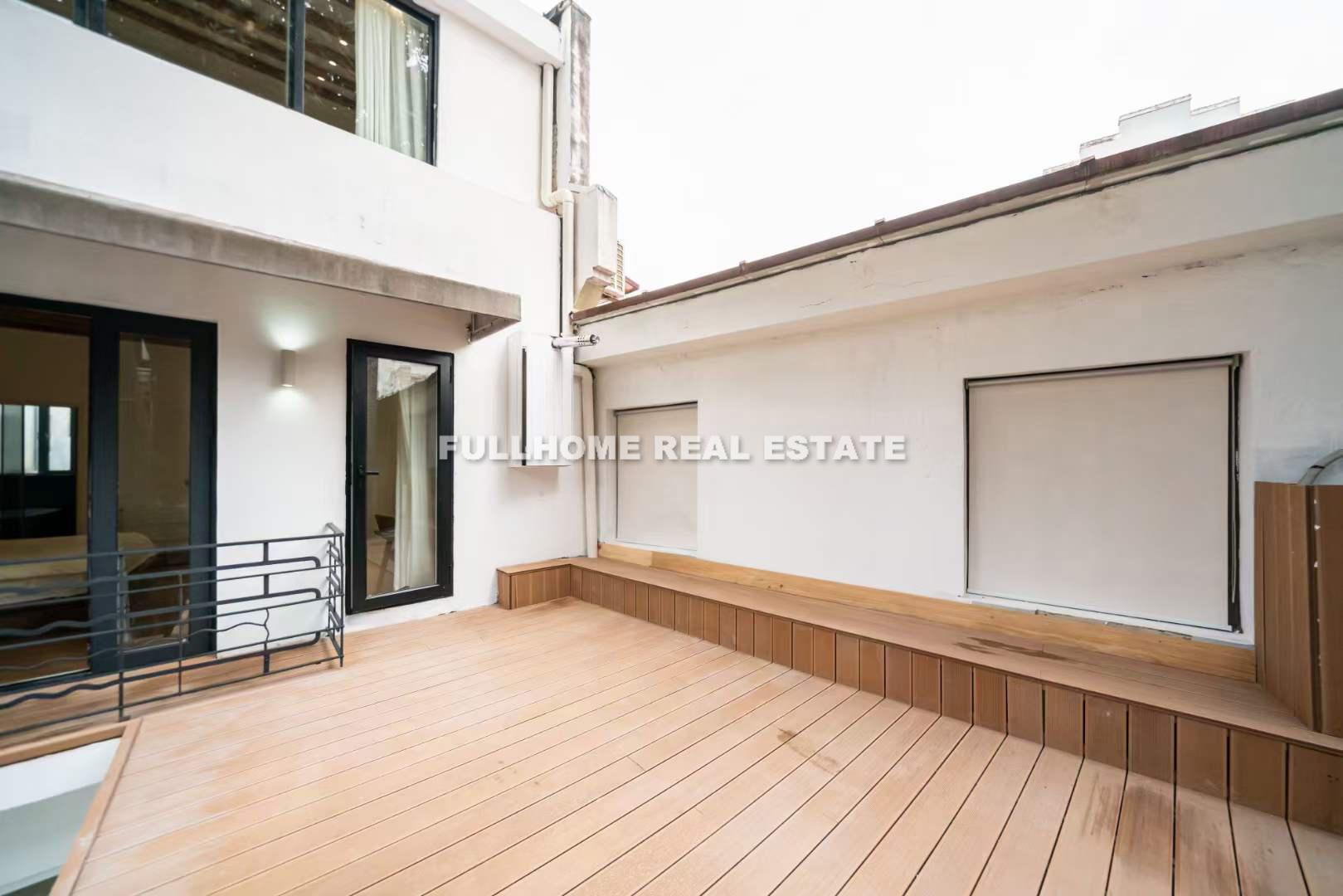 Lane 1000-1500 Xinzha Road Old House	 - Interior view 2, Shanghai rental property